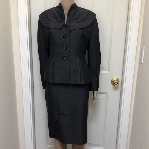 Vintage 1940’s Utah Tailoring Mills Charcoal Suit Set Skirt Jacket Chic Classic - Picture 1 of 15